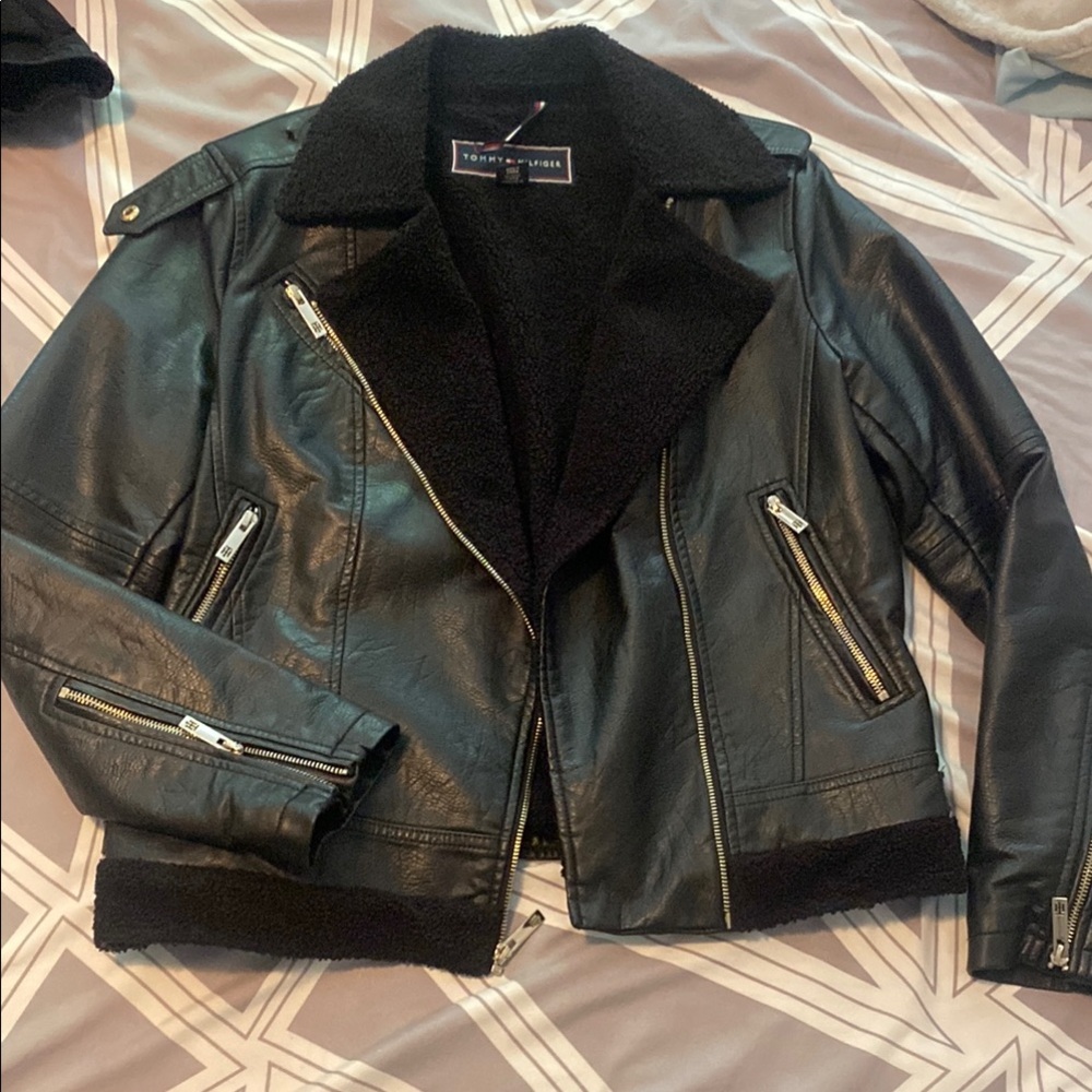 Tommy Hilfiger⭐️Vegan Sherpa moto